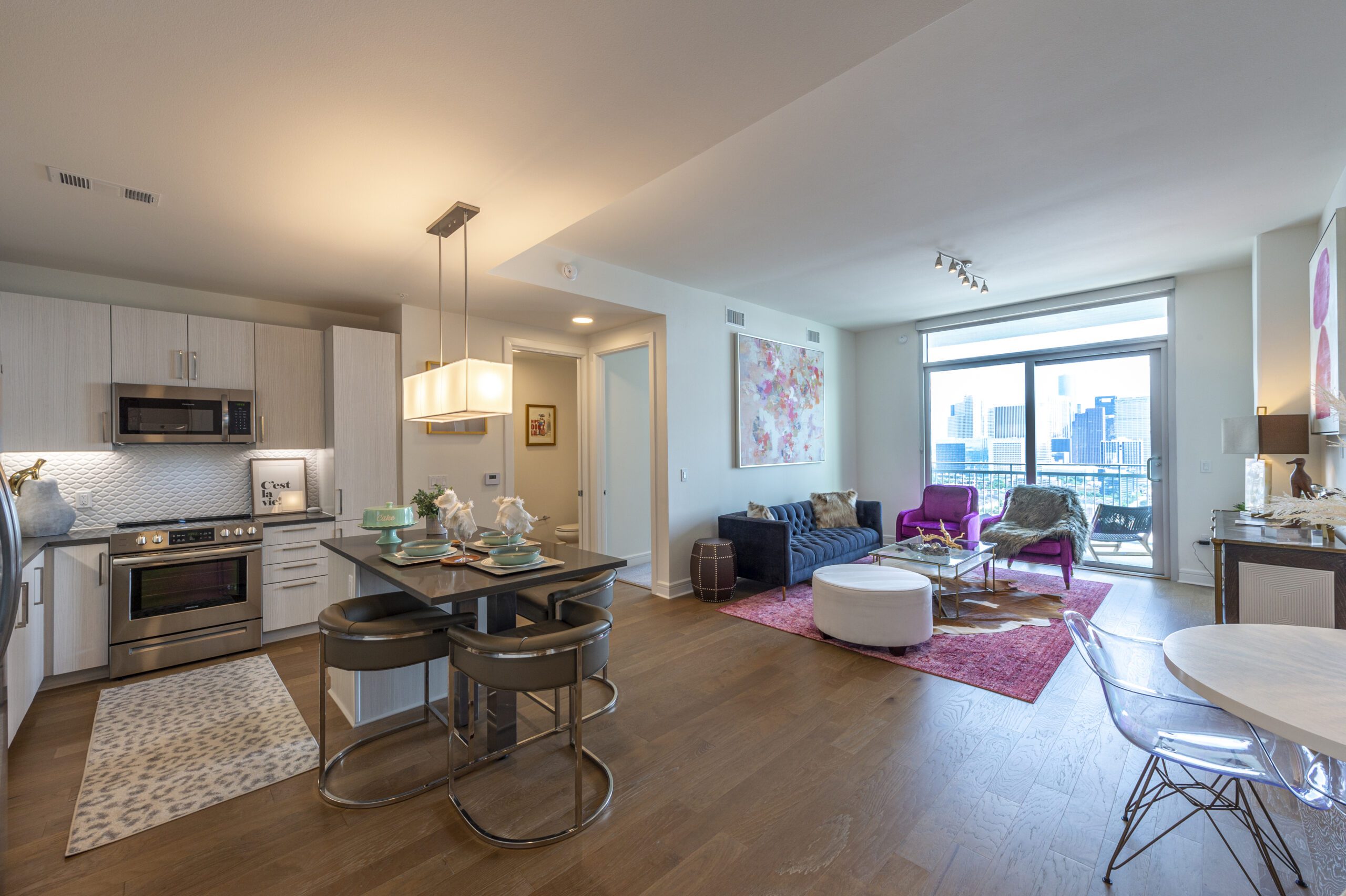 The Travis – 3300 Main